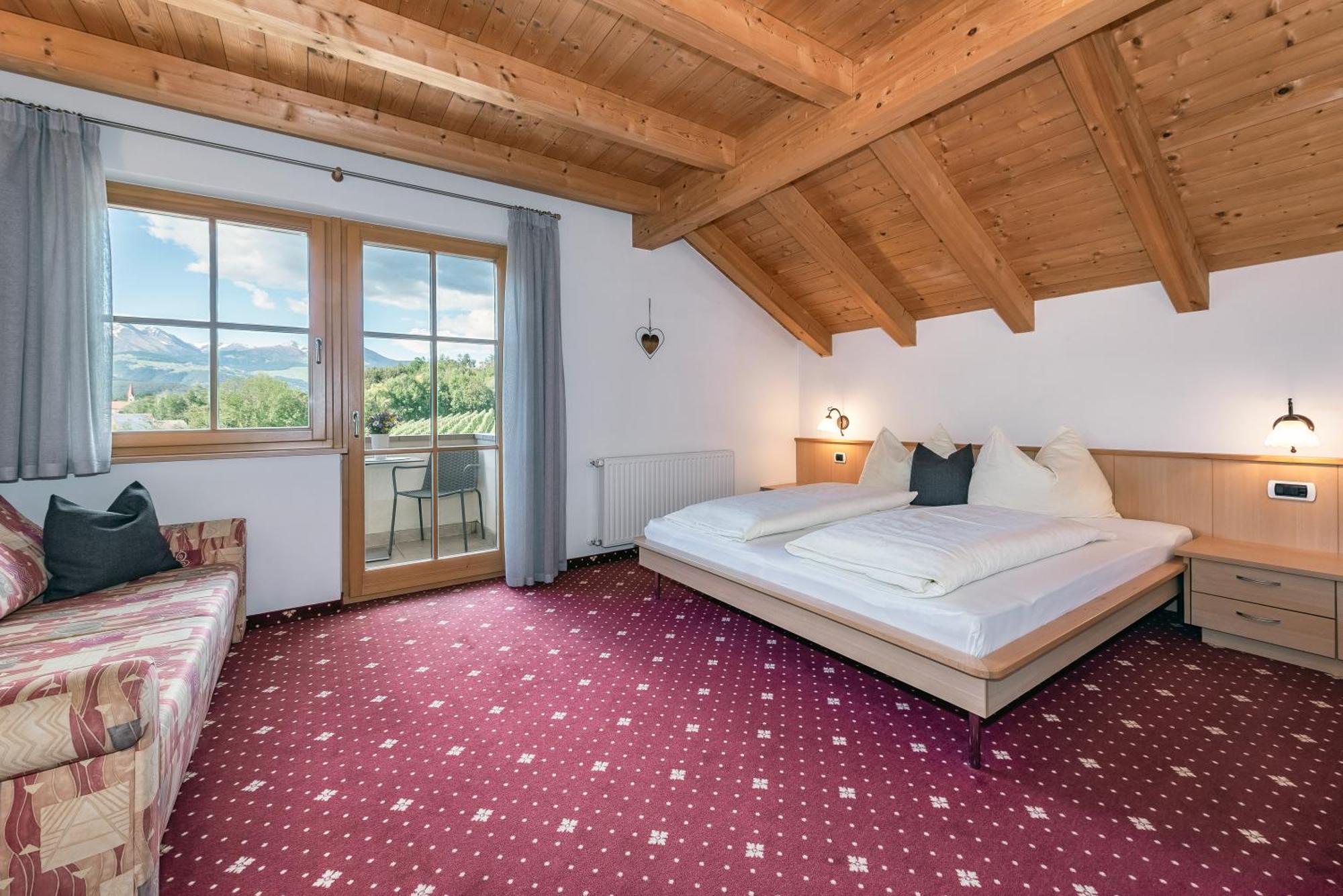 Natz-Schabs Trinnerhof- Hof Chalets Und Obsthof Mit Zimmer מראה חיצוני תמונה