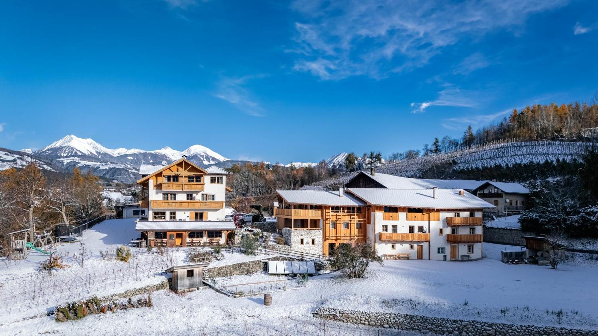 Natz-Schabs Trinnerhof- Hof Chalets Und Obsthof Mit Zimmer מראה חיצוני תמונה
