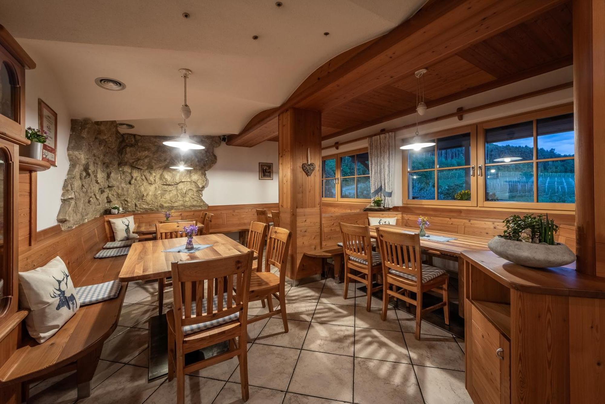Natz-Schabs Trinnerhof- Hof Chalets Und Obsthof Mit Zimmer מראה חיצוני תמונה