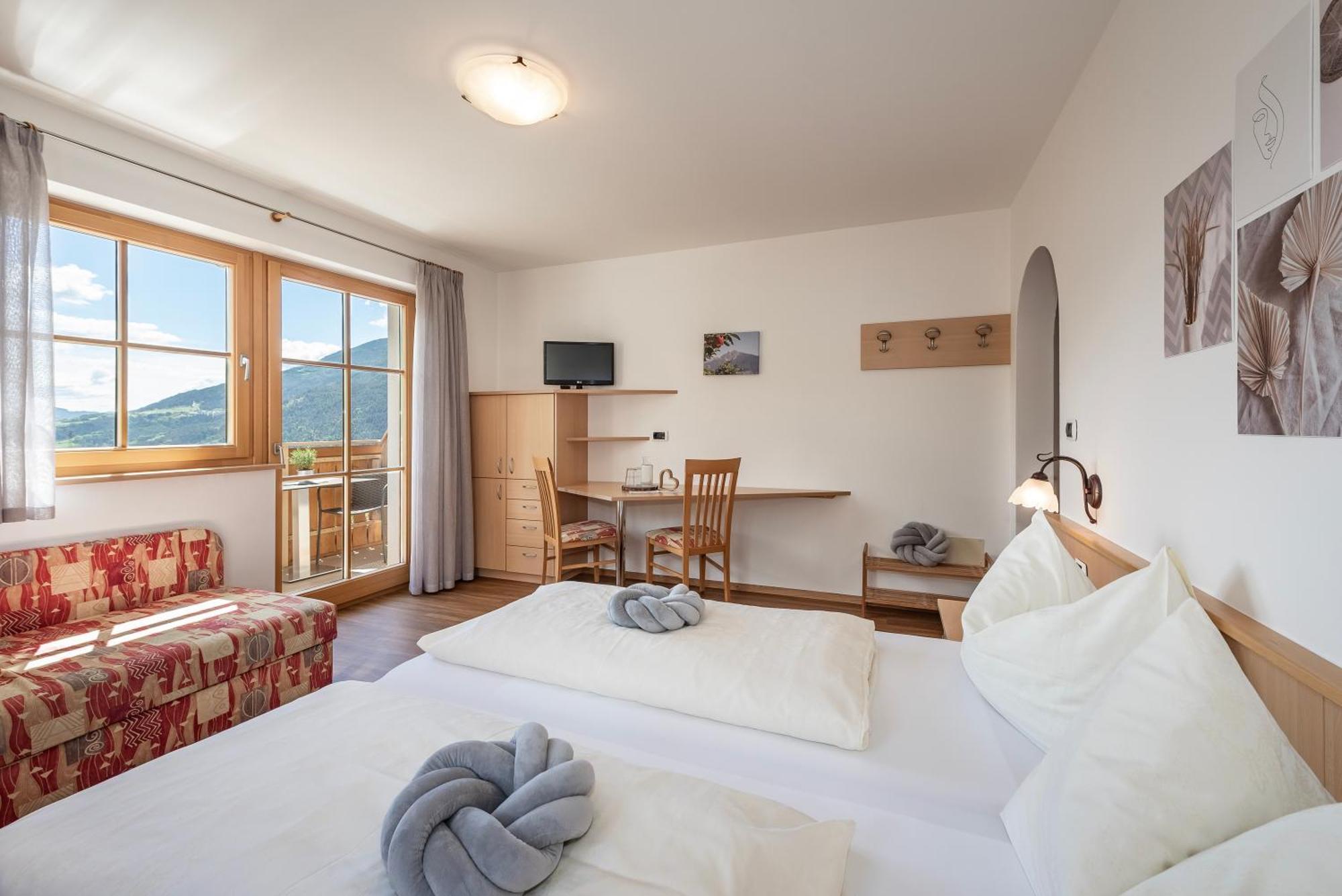 Natz-Schabs Trinnerhof- Hof Chalets Und Obsthof Mit Zimmer מראה חיצוני תמונה