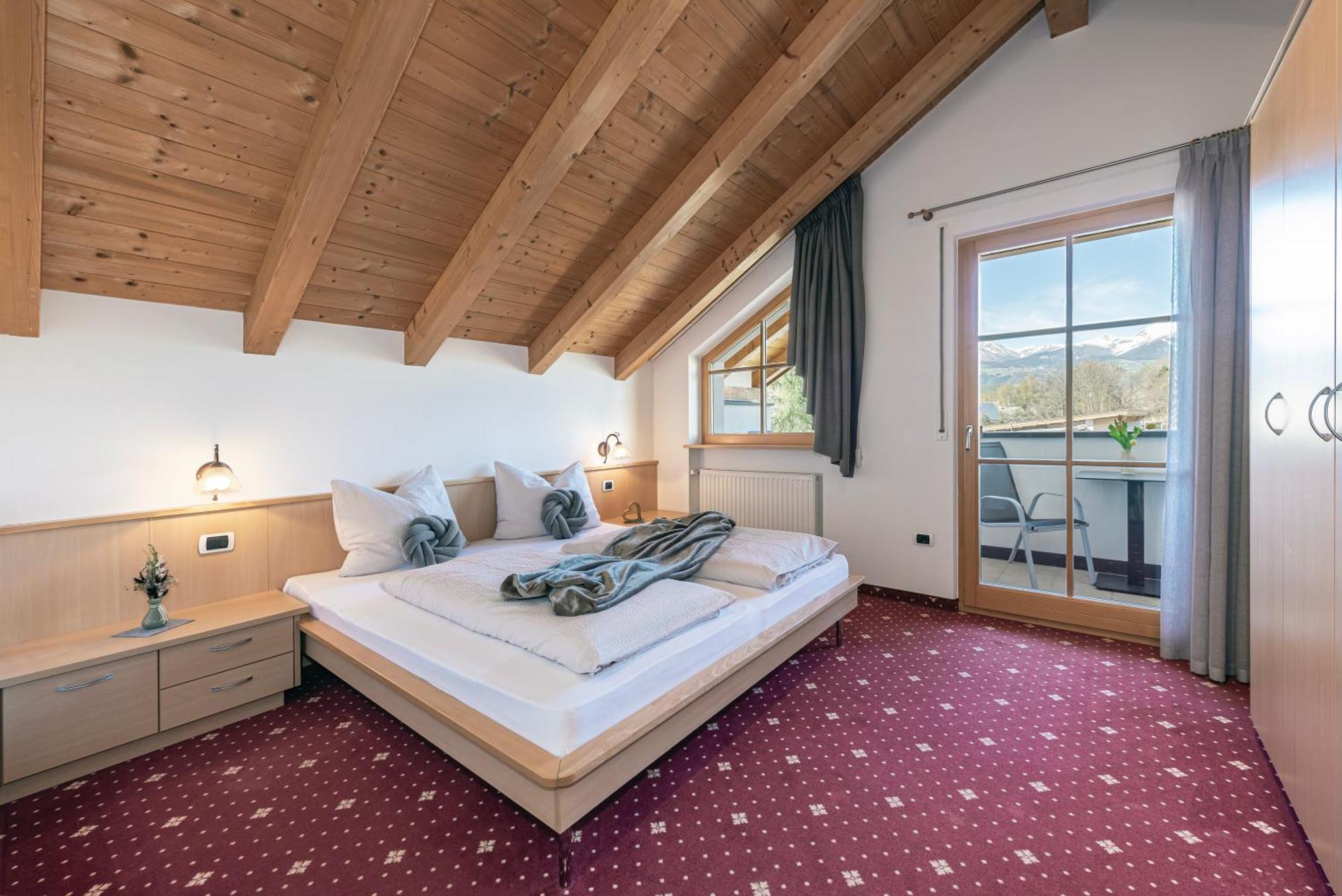 Natz-Schabs Trinnerhof- Hof Chalets Und Obsthof Mit Zimmer מראה חיצוני תמונה